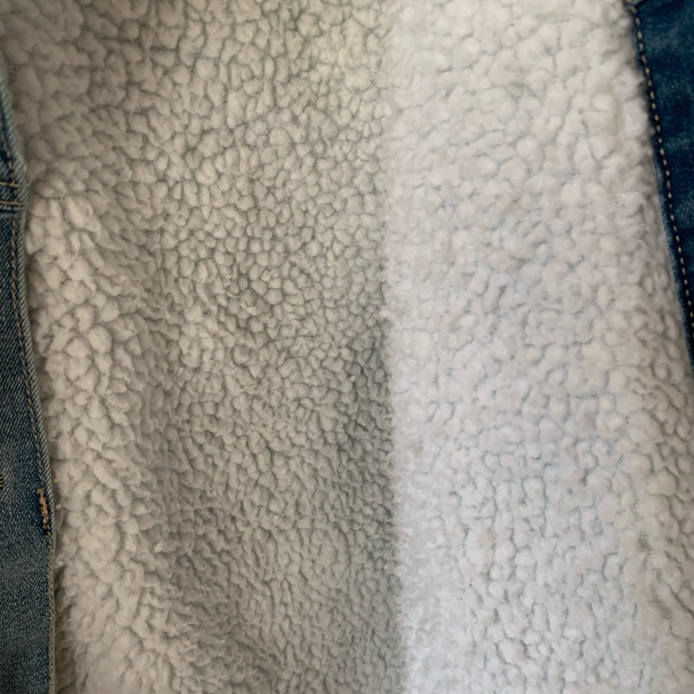 Gradient Denim Trucker Jacket - Picture 4 of 5